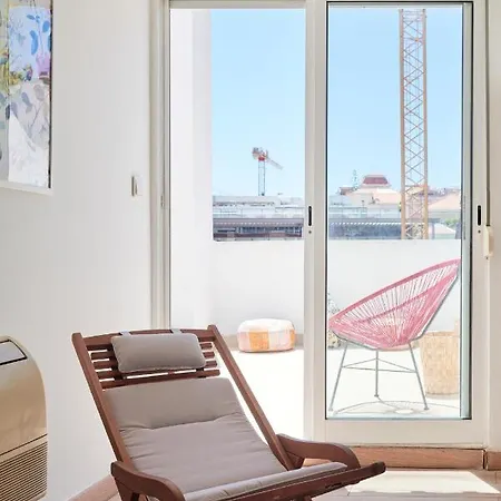 Sunny With Terrace.river View! *