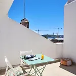 Sunny With Terrace.river View! Appartamento *