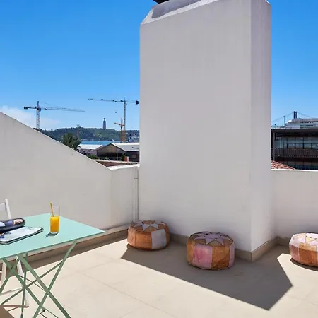 公寓 Sunny With Terrace.river View! *