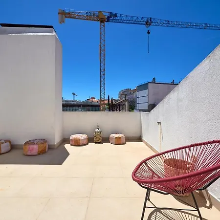Sunny With Terrace.river View! * Lisbon