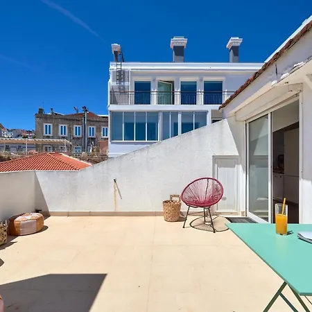 公寓 Sunny With Terrace.river View!