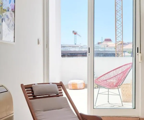 Sunny With Terrace.river View! *