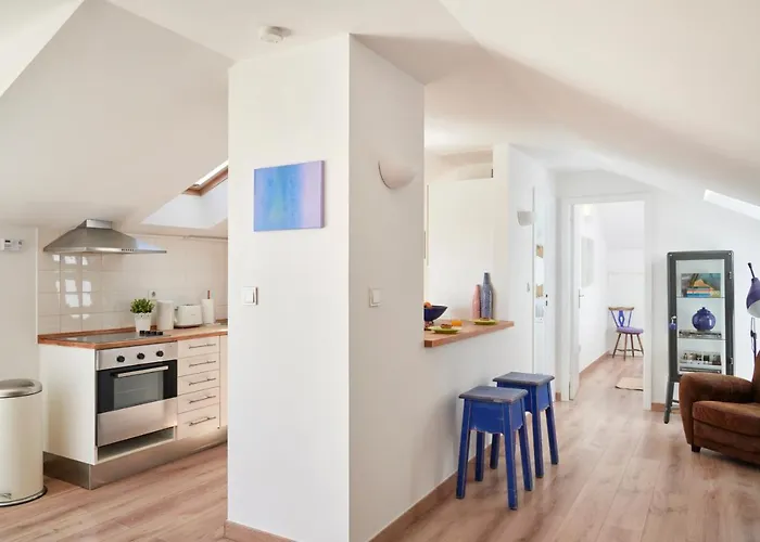 Apartment Sunny With Terrace.river View!