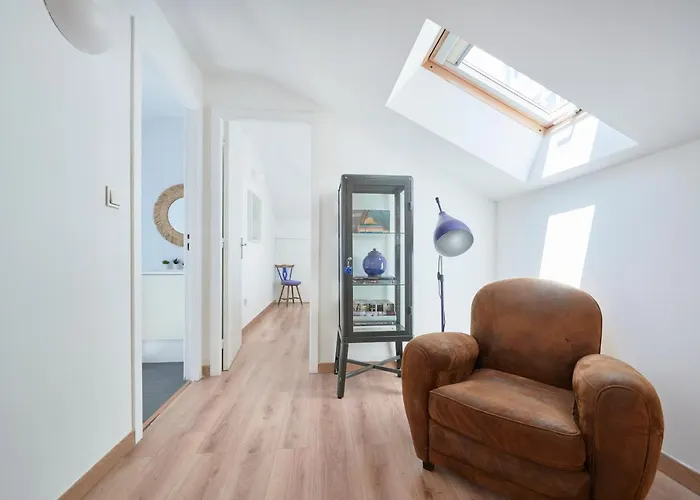 Sunny With Terrace.river View! Apartment Lisbon