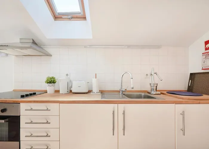 Sunny With Terrace.river View! Apartment Lisbon